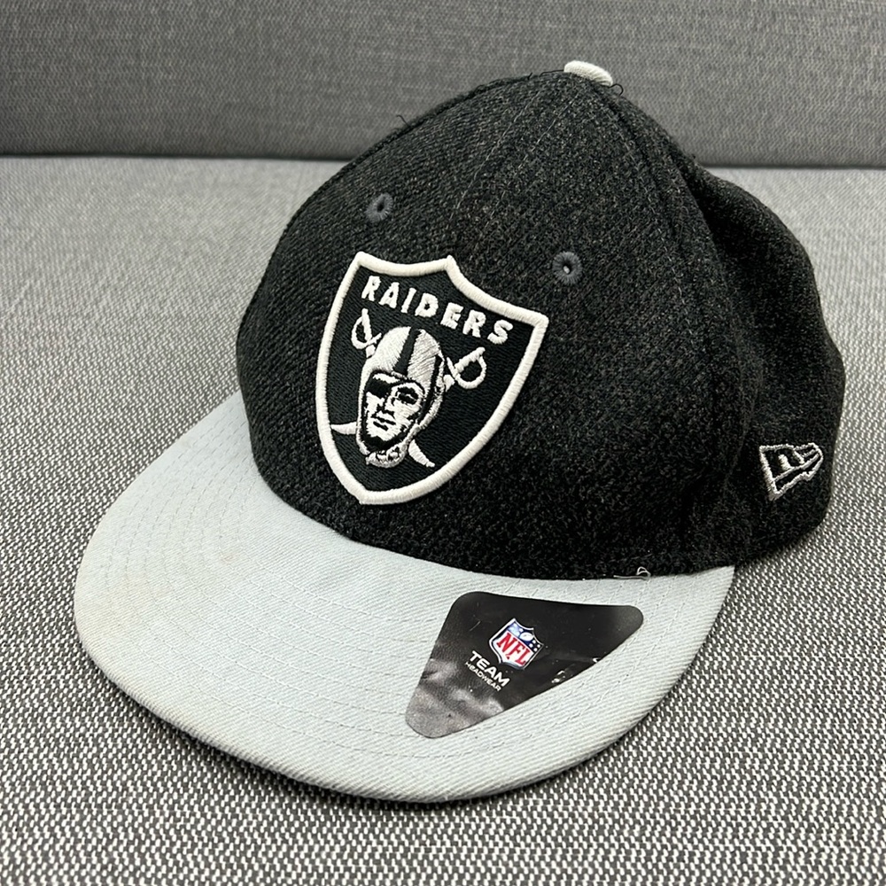 Oakland Raiders Logo NFL New Era 9Fifty Gray SnapBack Adjustable Cap Hat‎ OS